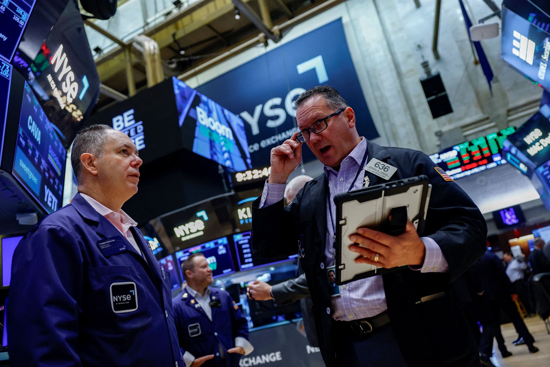 New York borsası Fed kararı öncesi karışık açıldı