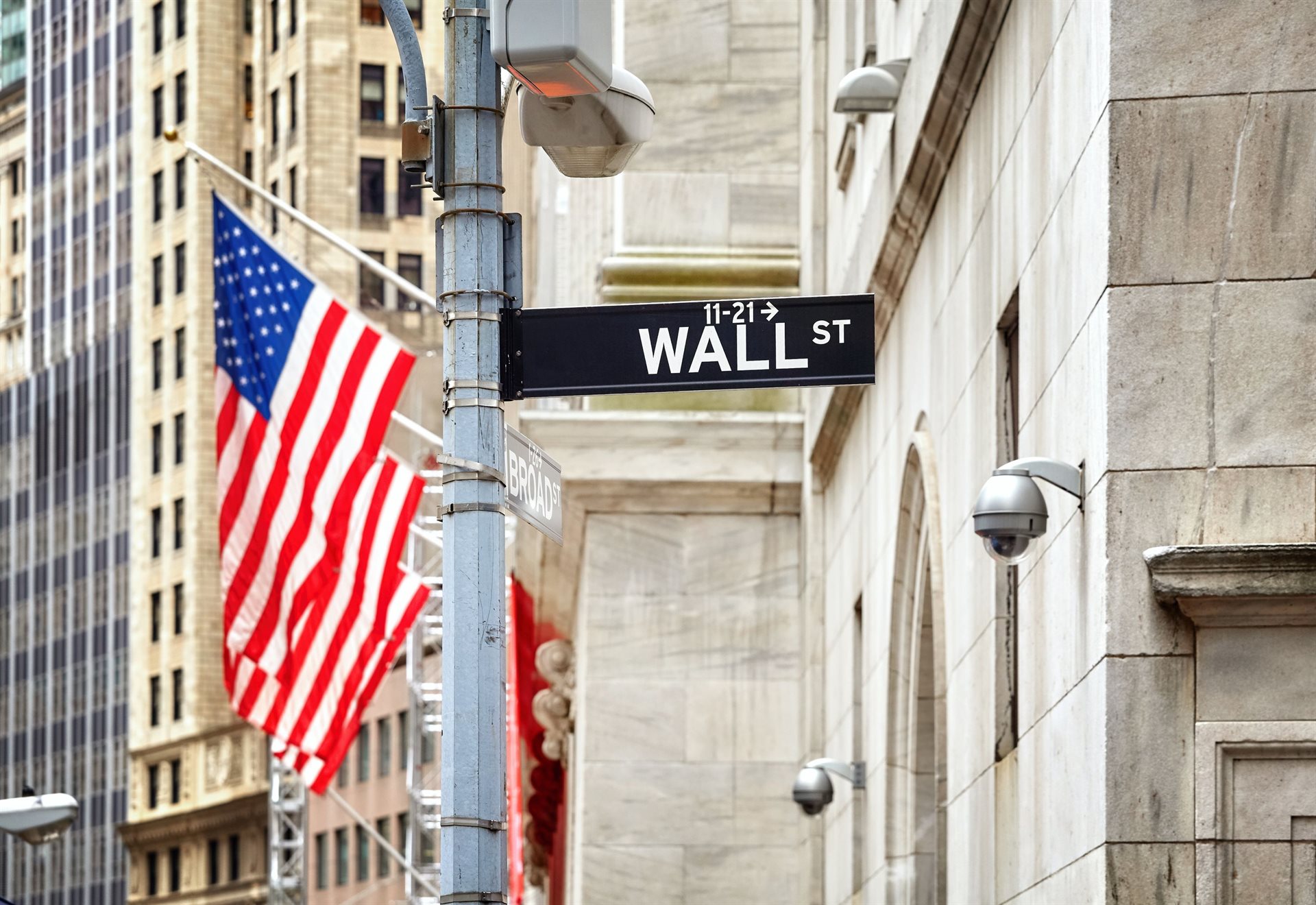 Fed kararı öncesi teknoloji hisseleri Wall Street’i destekledi