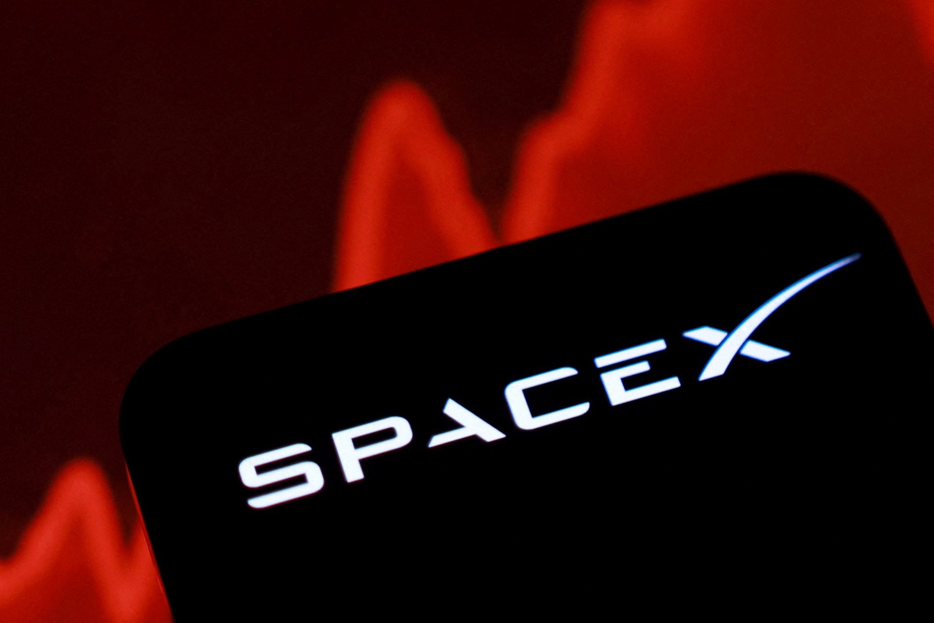 SpaceX’ten yapay zekâ altyapısı için donanım kiralama anlaşması
