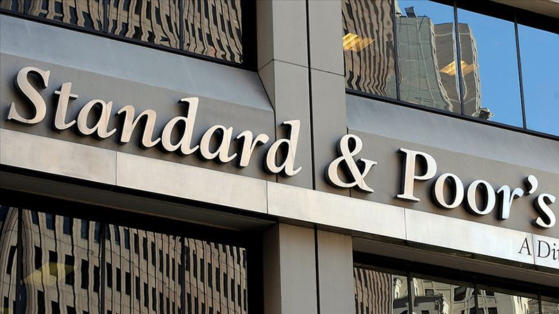 S&P, EURO BÖLGESİ İÇİN BÜYÜME TAHMİNLERİNİ YARI YARIYA AZALTTI