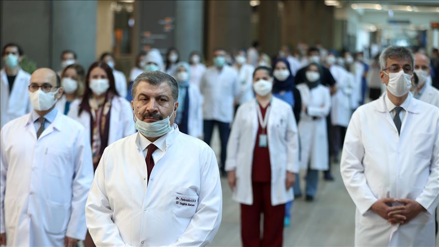 Koca: Başakşehir Şehir Hastanemizin bütün yatakları gerektiğinde yoğun bakım olarak kullanılabilir
