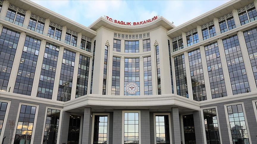 SAĞLIK BAKANLIĞI: TÜRKİYE'DE KOVİD-19'DAN İYİLEŞEN HASTA SAYISI 11 BİN 976'YA ULAŞTI