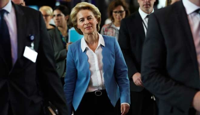 VON DER LEYEN: AB, TÜRKİYE İLE GÖÇMEN ANLAŞMASINI GÜNCELLEMELİ