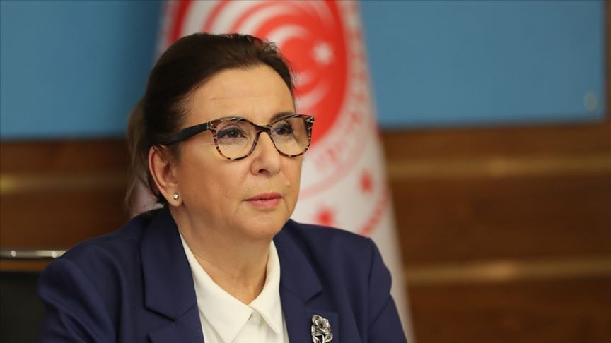 PEKCAN: İZMİR'DEKİ ESNAFIMIZIN BORÇLARINI 1 YIL DAHA ERTELEYECEĞİZ