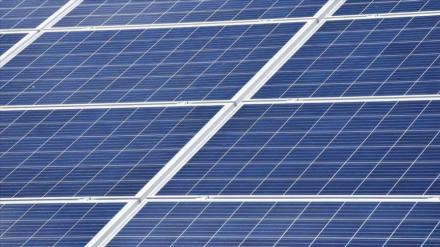 GÜNEŞ ENERJİSİNDE İLK YERLİ İNVERTÖRÜN ÜRETİMİNE BAŞLANDI