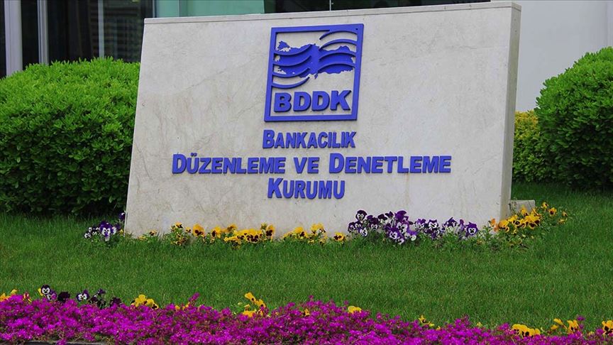 Bankacılık sektöründe kredi hacmi 28,6 trilyon liraya yükseldi