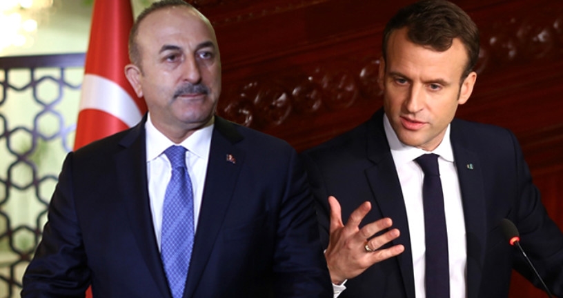 ÇAVUŞOĞLU: "MACRON TEHLİKELİ BİR OYUN OYNUYOR"