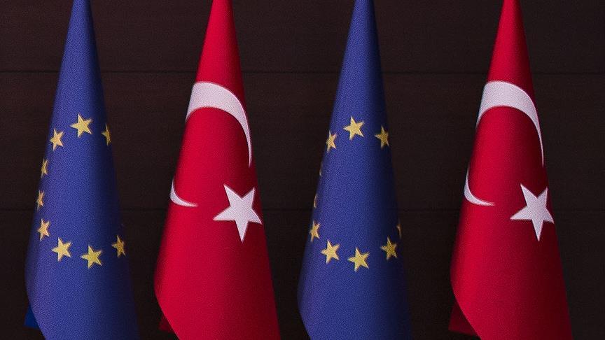 AB'DEN TÜRKİYE'YE 3 MİLYAR EURO