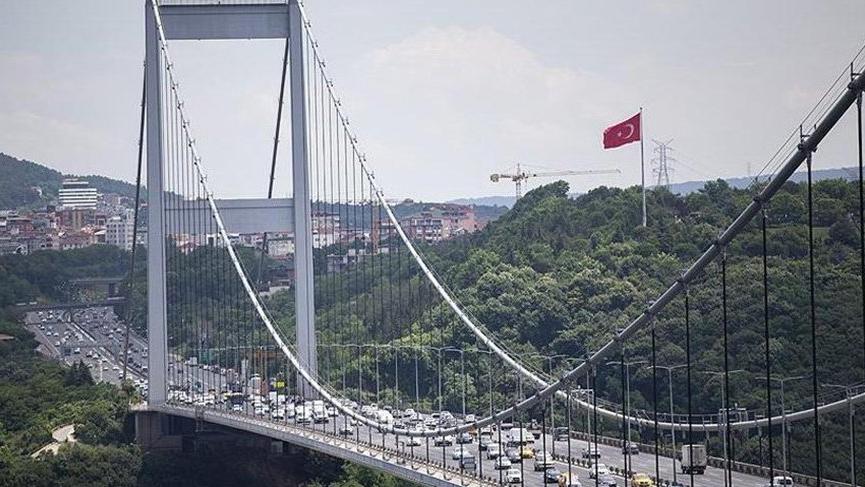 2 Boğaz köprüsü ve 10 otoyol 30 yıllığına özelleştirme kapsamına alındı