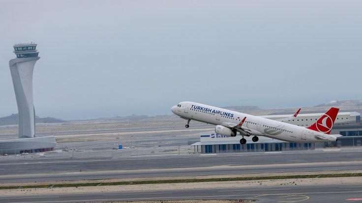 İstanbul'daki havalimanlarından 2 ayda 16 milyon yolcu uçtu