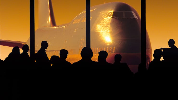 KORONA AŞILARININ DAĞITIMI İÇİN 8 BİN JUMBO JET GEREK