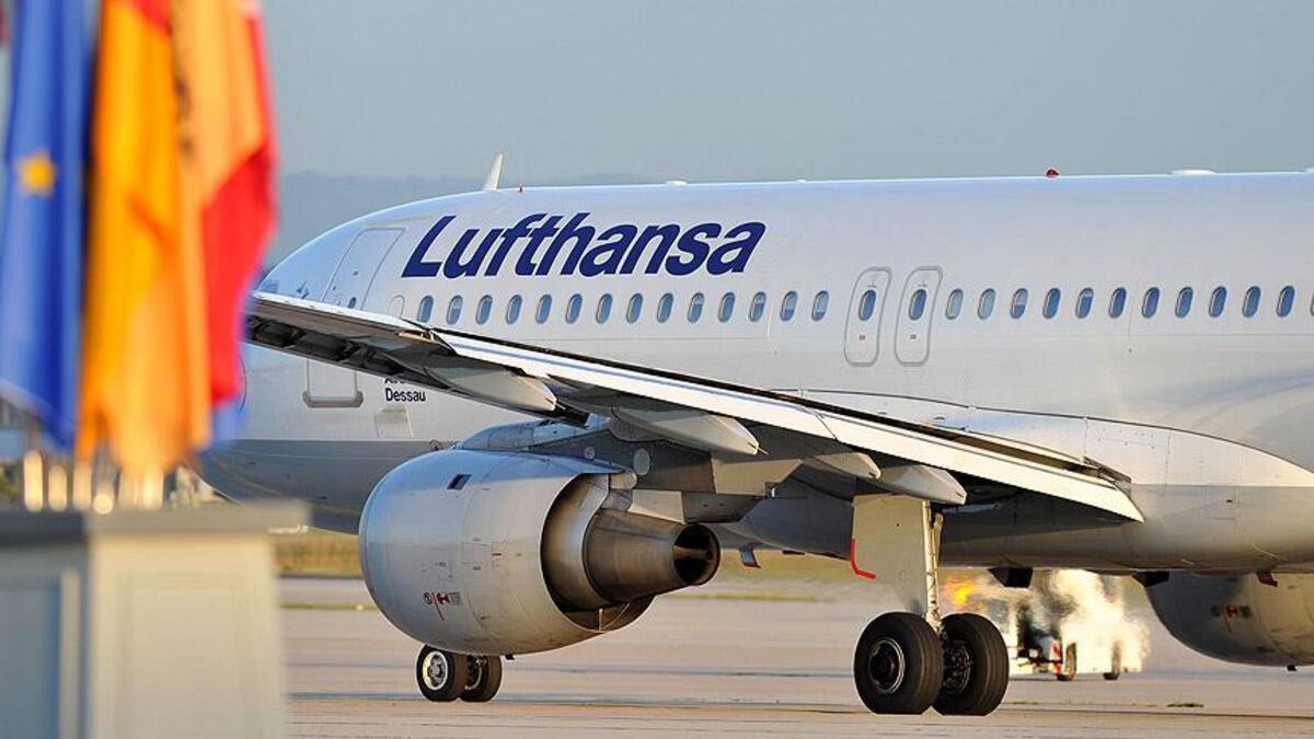 LUFTHANSA CEO'SU: HER AY 500 MİLYON EURO NAKİT KAYBEDİYORUZ