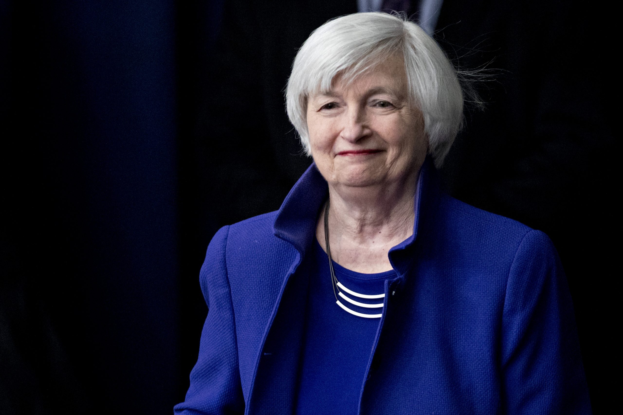 YELLEN 2 YILDA EN AZ 7 MİLYON DOLAR KAZANDI