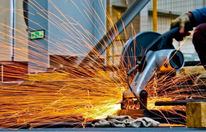 ABD'de imalat sanayi PMI beklentilerin altında kaldı