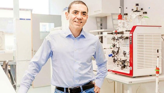 BIONTECH CEO'SU ŞAHİN: GELECEK YIL AŞI ÜRETİM KAPASİTESİNİ 3 MİLYAR DOZA ÇIKARABİLİRİZ