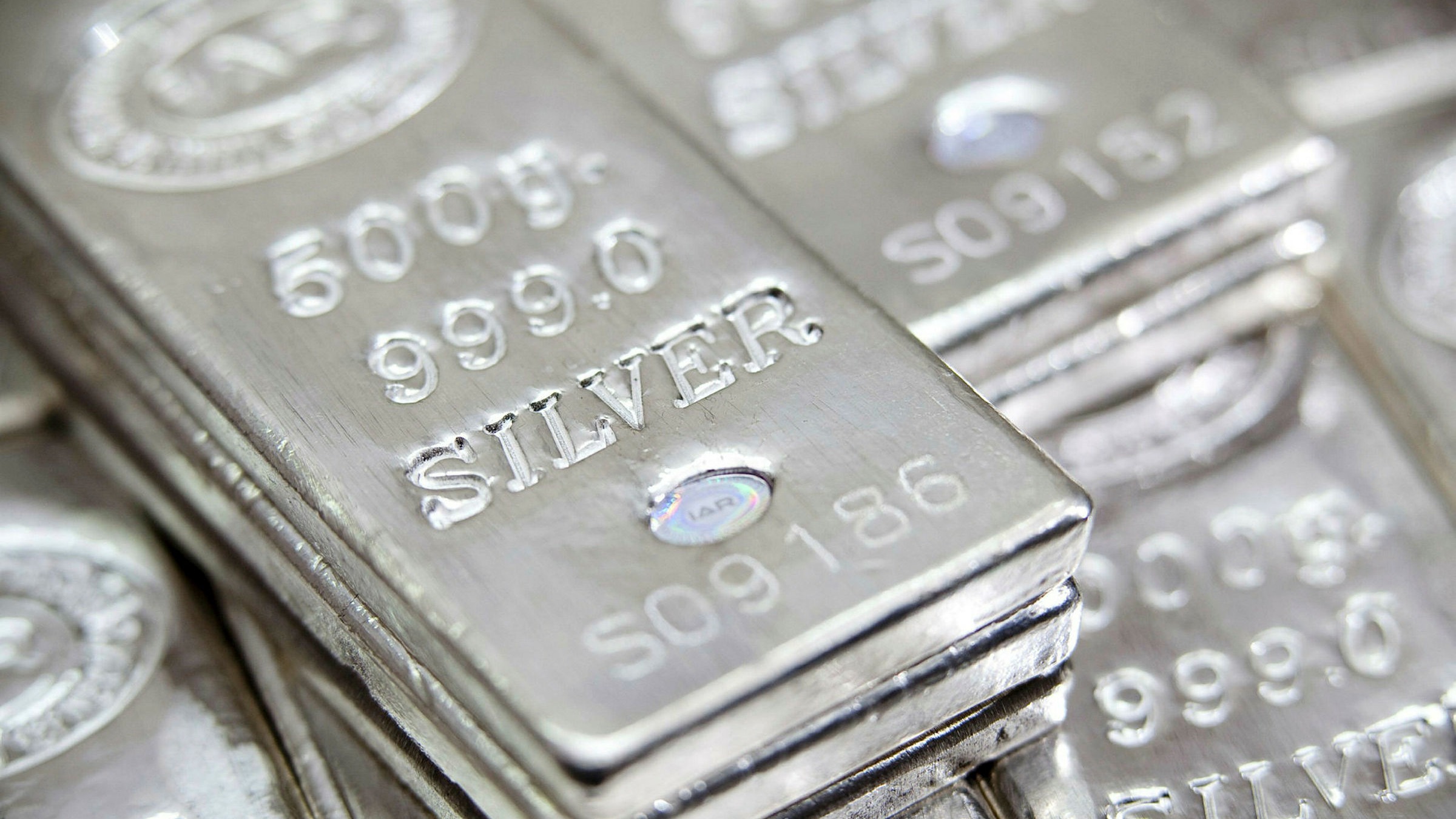 Silver Institute: Gümüş talebi 2025 sonuna kadar azalabilir