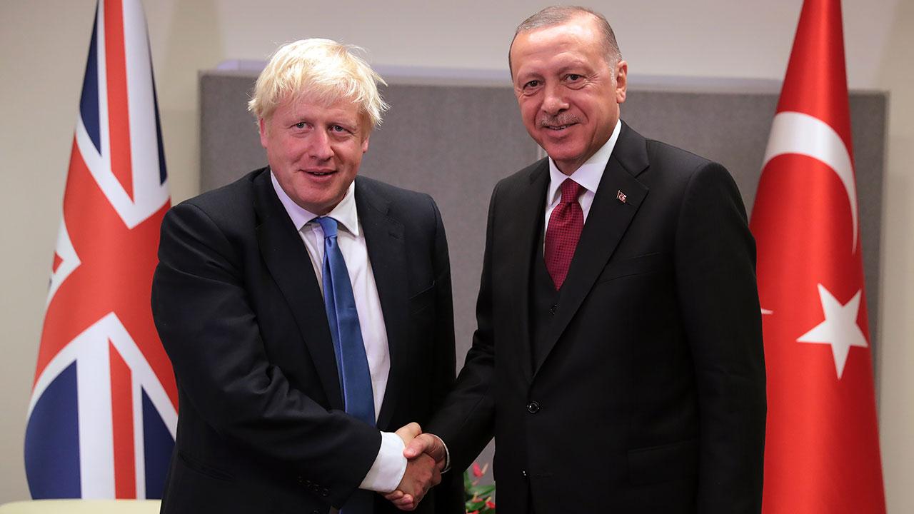 ERDOĞAN İNGİLTERE BAŞBAKANI JOHNSON İLE GÖRÜŞTÜ