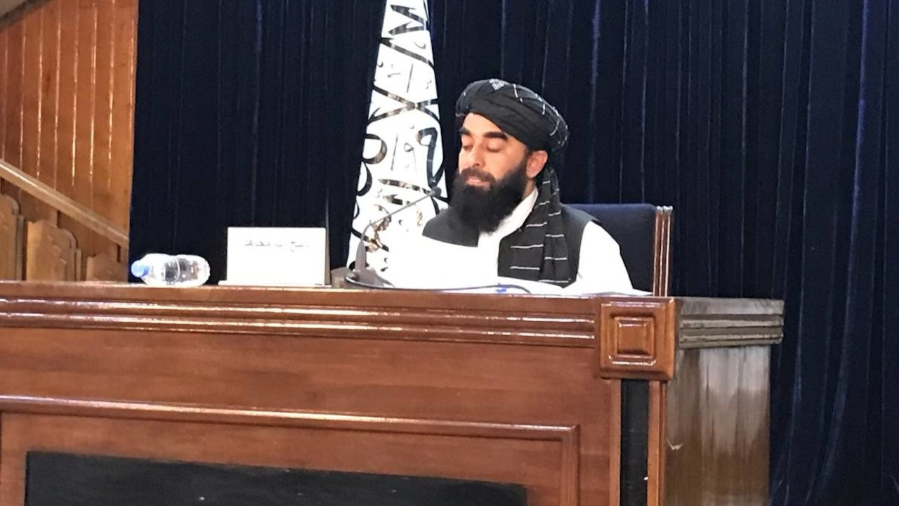 Afganistan'da Taliban 'geçici hükümetini' açıkladı