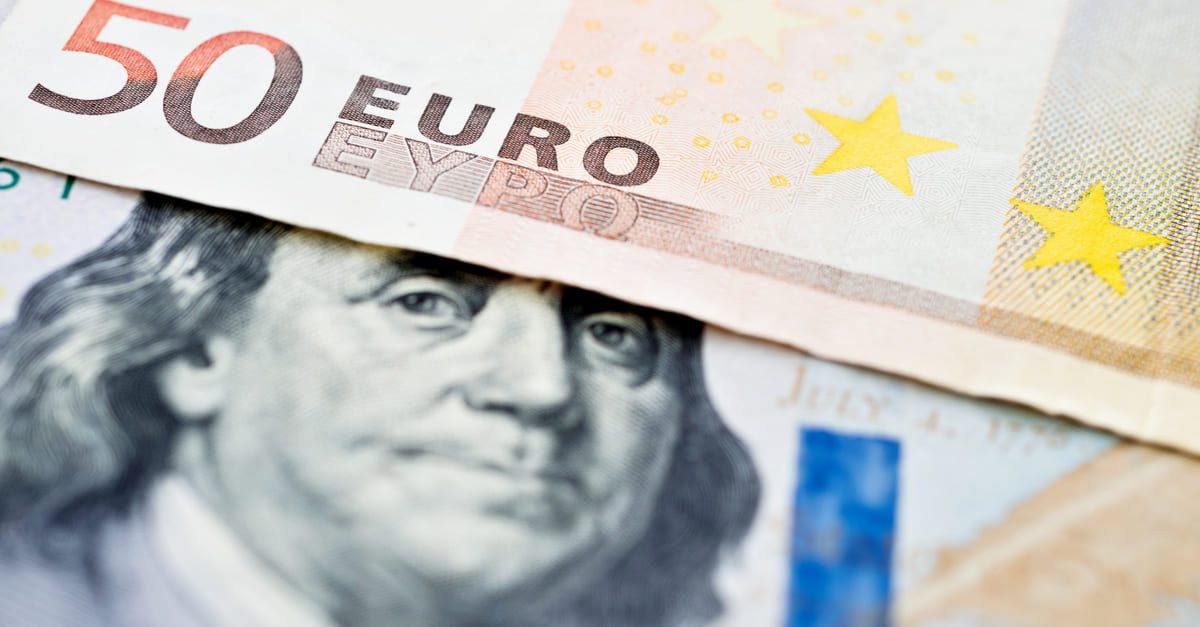 Euro, dolar karşısında yılın en düşük seviyesinde