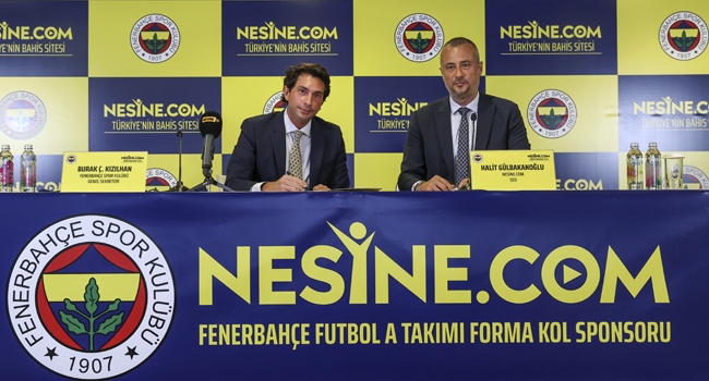 Fenerbahçe'nin yeni forma kol sponsoru Nesine.com oldu