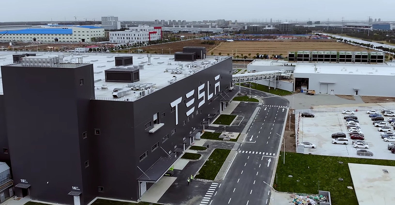 Tesla, Ocak-Eylül döneminde 300 bin araba üretmiş olacak