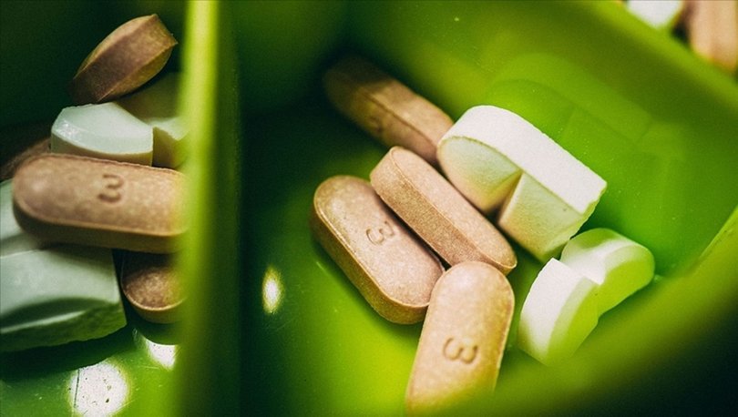 İngiltere, Merck'in Kovid-19 ilacını ilk onaylayan ülke oldu
