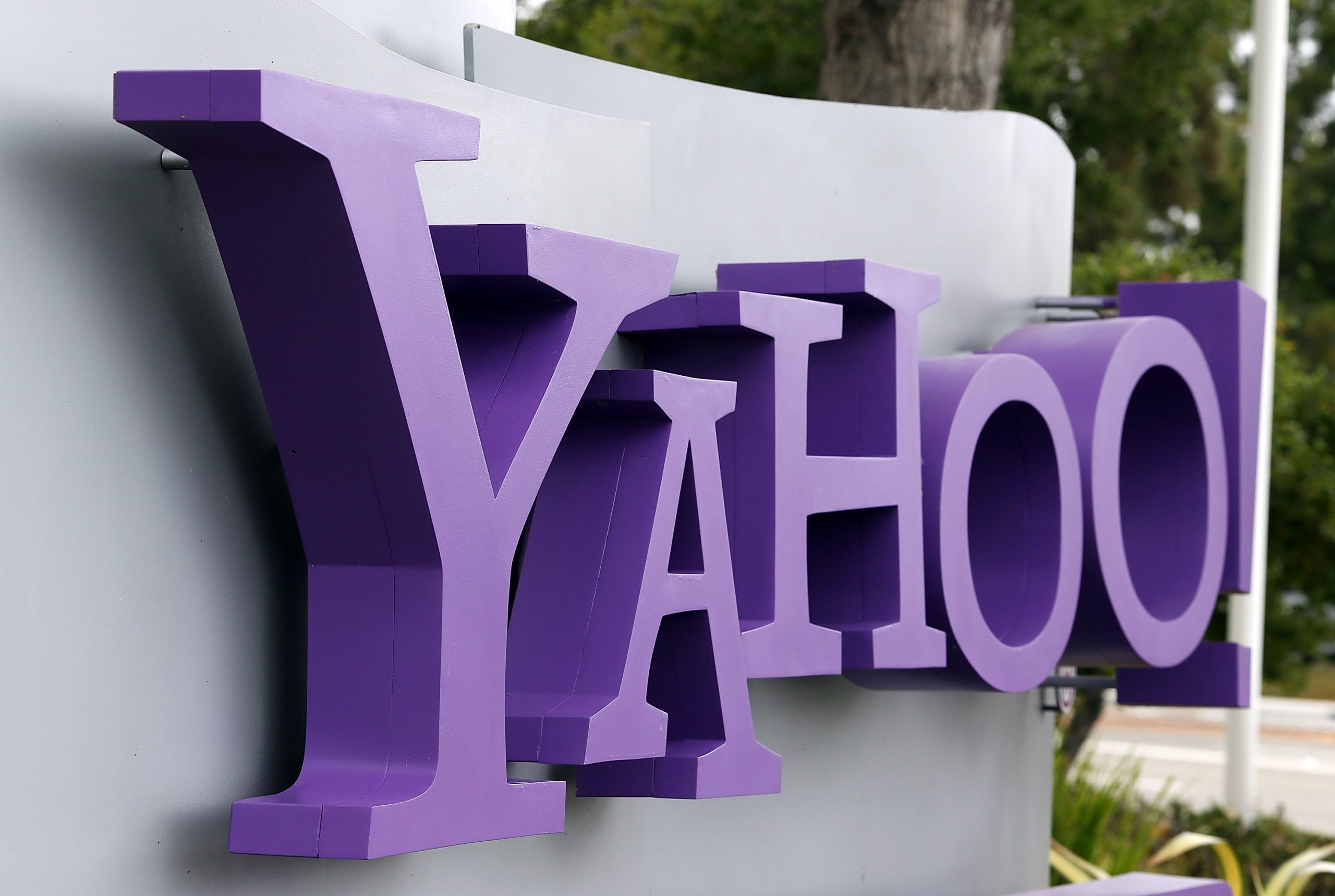 Yahoo, Çin pazarından çekildi
