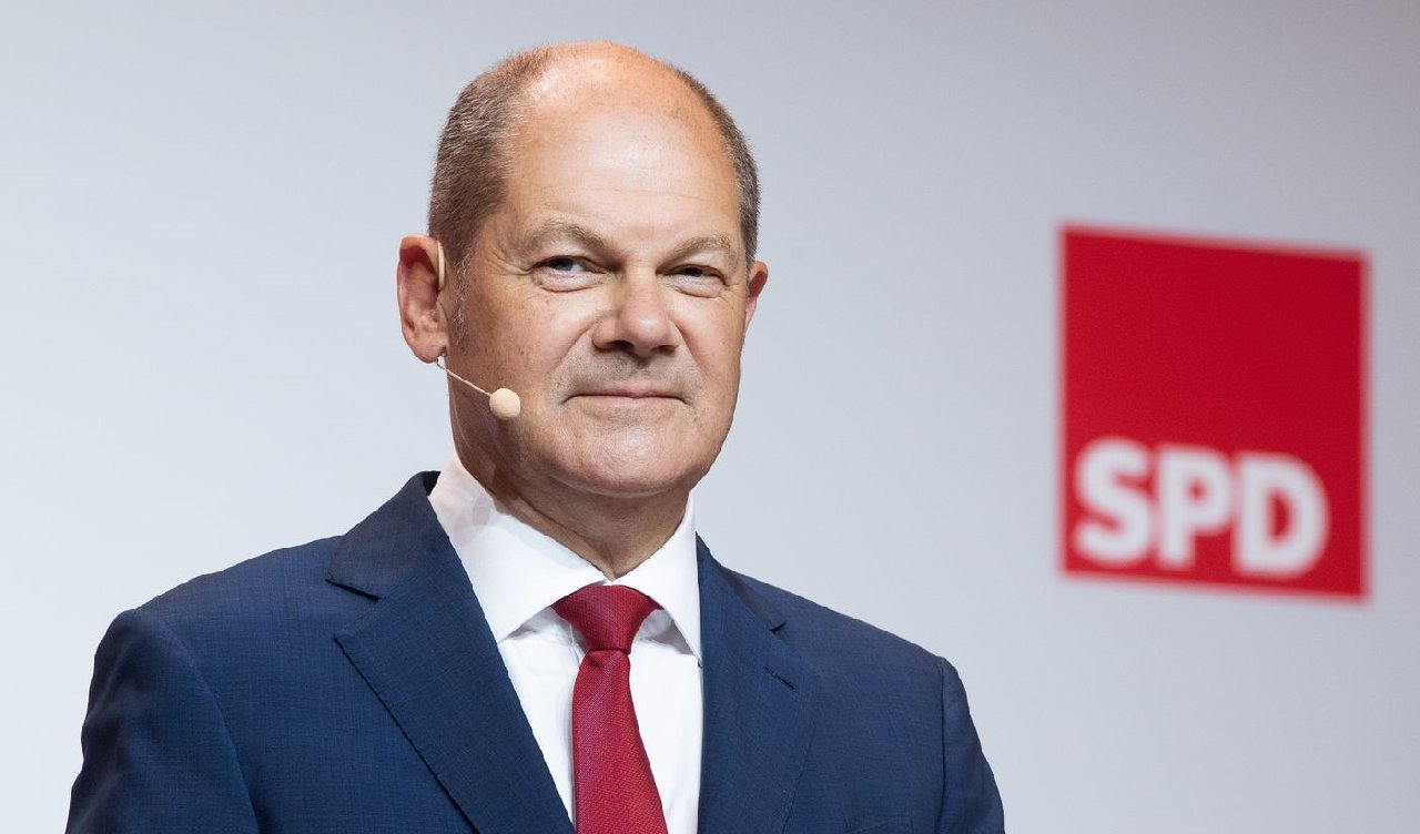 Şansölye Scholz, doğal gaz ödemelerinin ruble olarak yapılmasını kabul etmedi