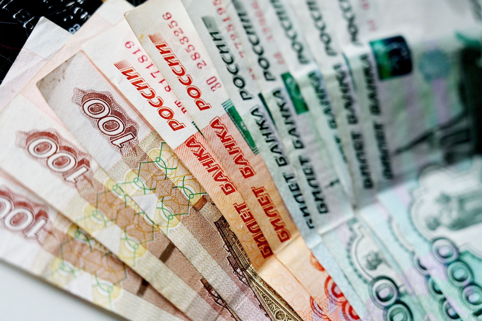 Ne dolar ne euro ne de sterlin: 2025’in sessiz yıldızı yatırımcıyı güldürdü