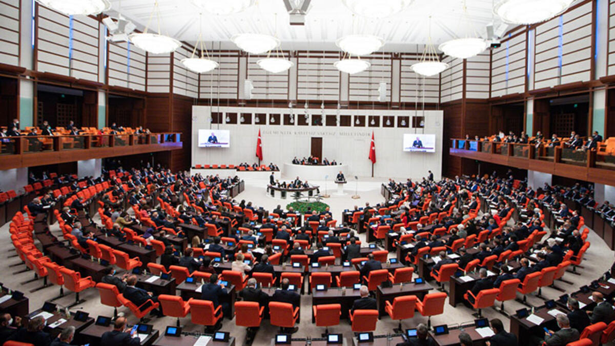 Spor Kulüpleri ve Spor Federasyonları Kanunu yürürlüğe girdi