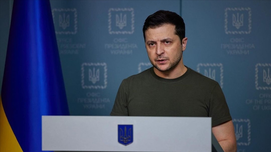 Zelenskiy, Trump ile üçlü zirve için Washington'a gidiyor