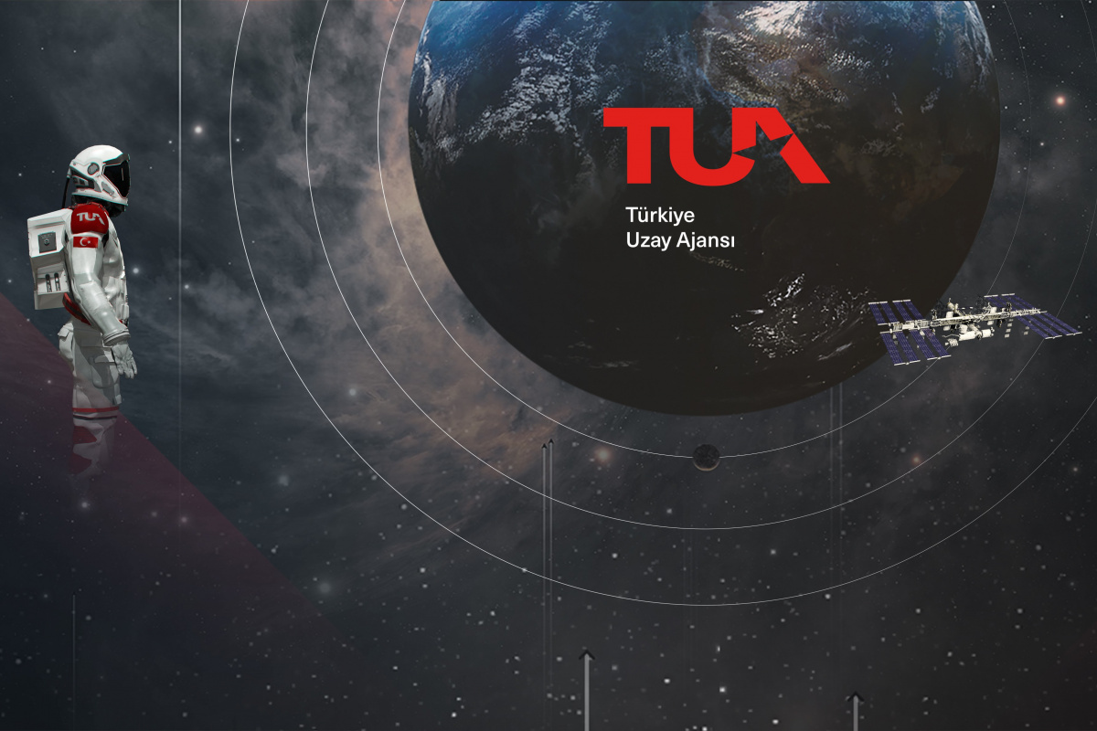 Türkiye’nin insanlı ilk uzay görevi için Fransa’nın başkenti Paris’te Axiom Space ile imzalar atıldı