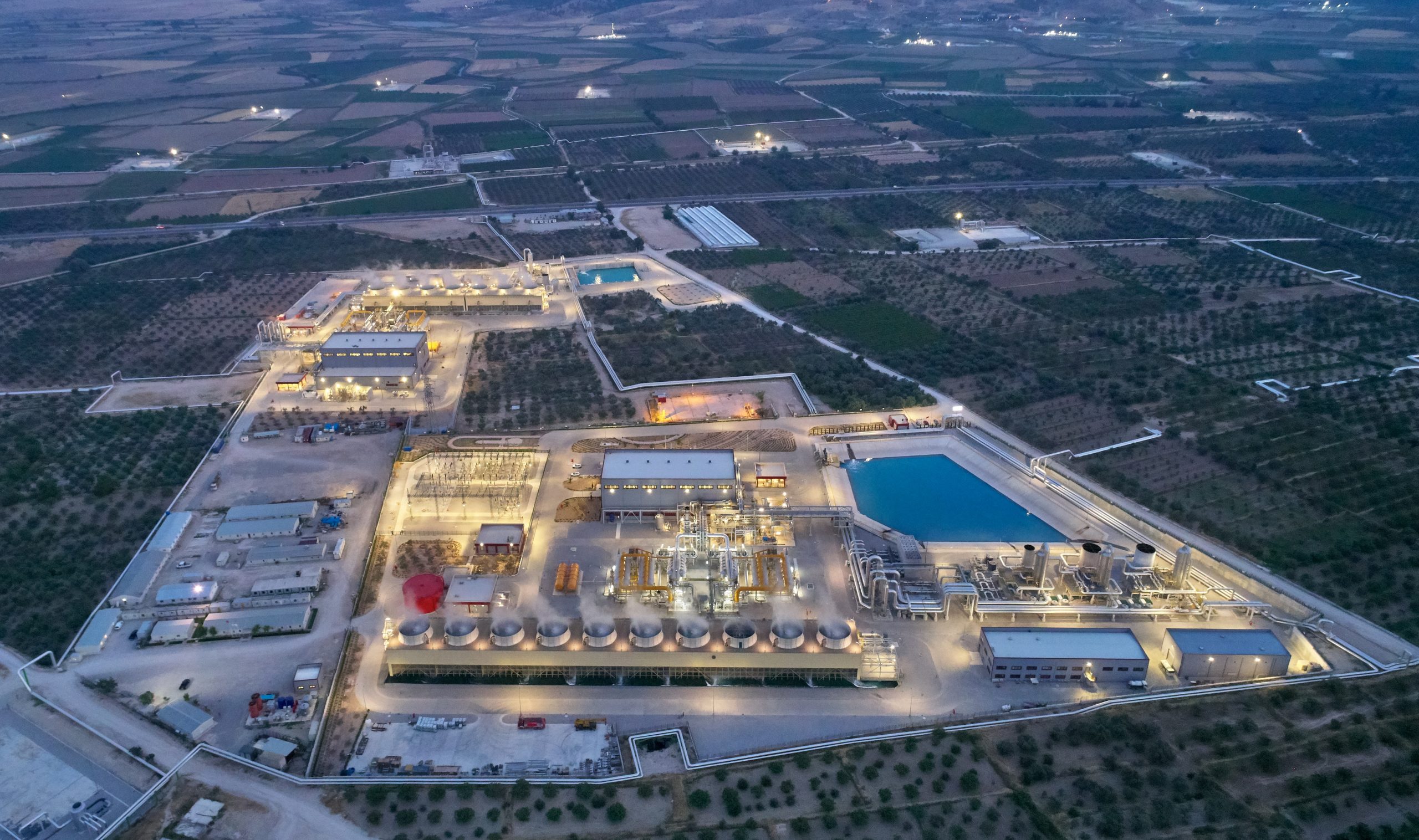 Zorlu Enerji’nin ilk yarı zararı 6 milyar TL’ye geriledi