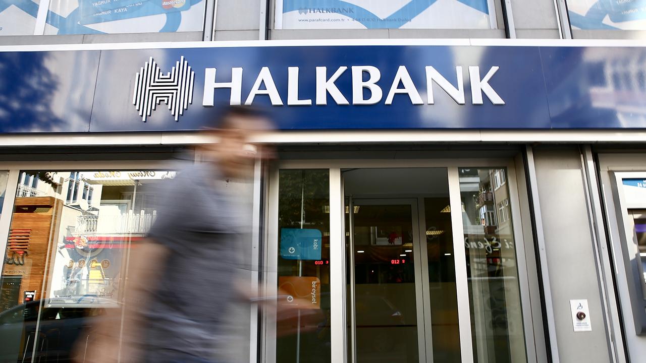 Halkbank uluslararası piyasalardan 1,1 milyar dolarlık yeni kaynak sağladı