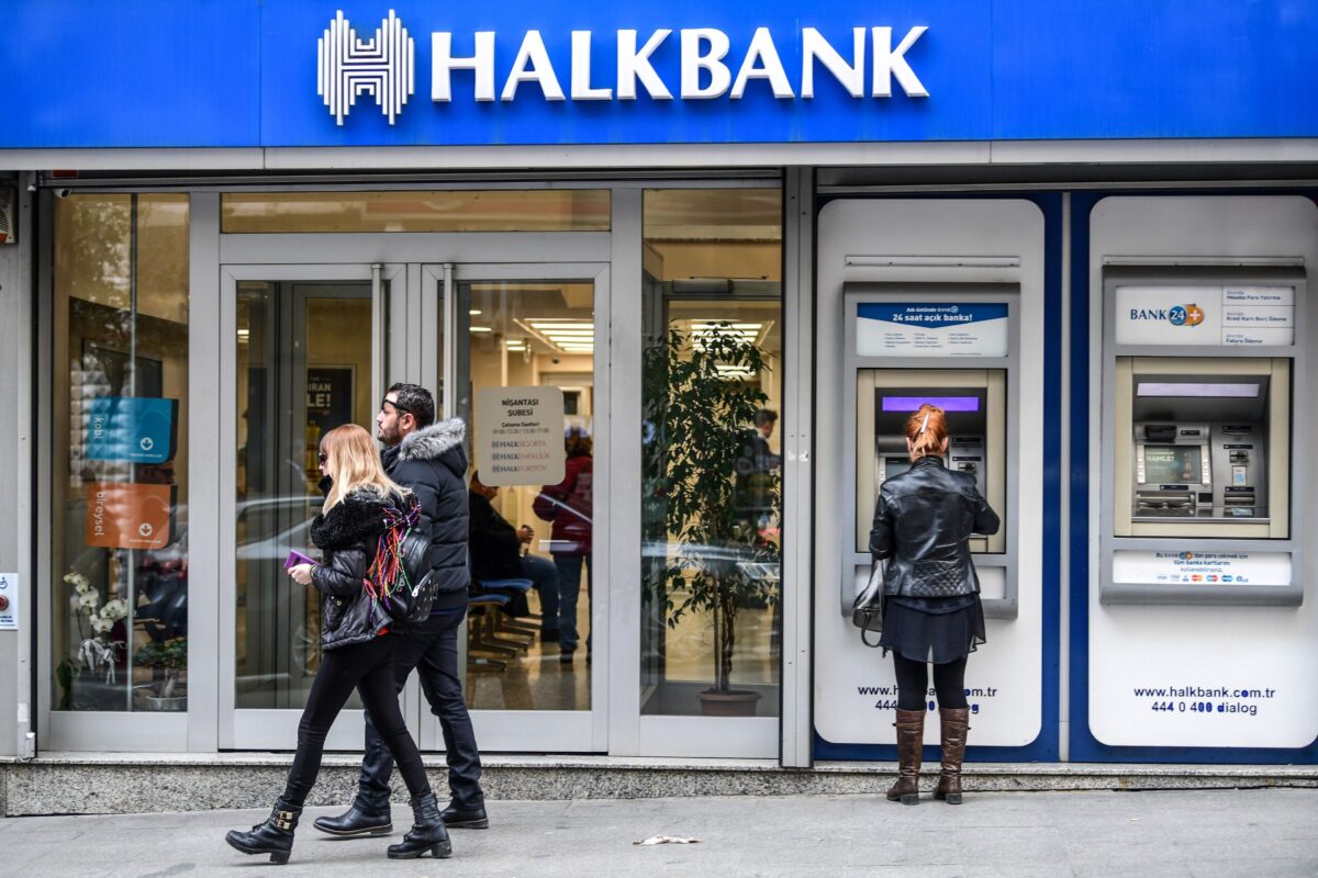 Halkbank’ın aktif büyüklüğü 3 trilyon liraya yükseldi