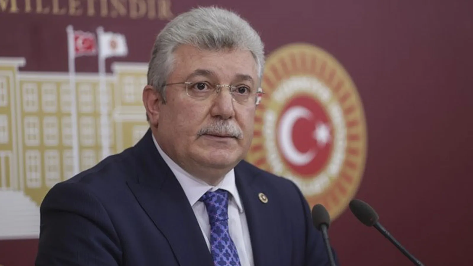 AK Parti'li Akbaşoğlu, EYT kanun teklifinin detaylarını açıkladı