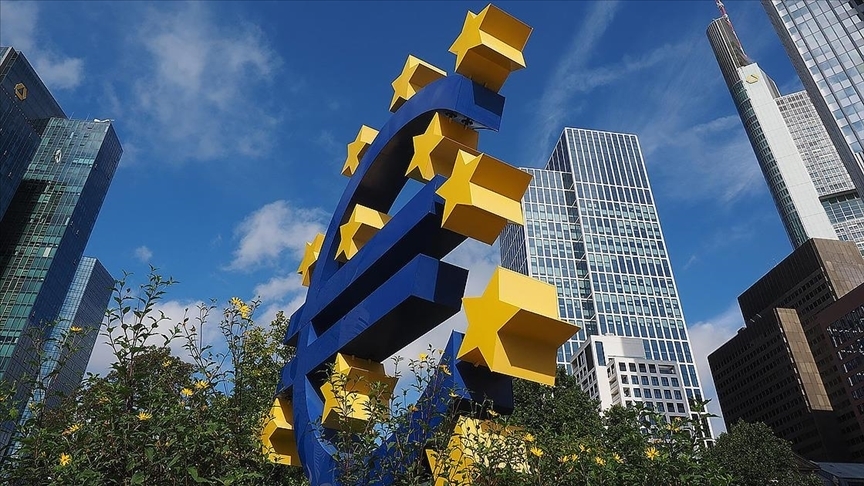 ECB’de yön belirsiz: Faiz indirimi gündemde değil