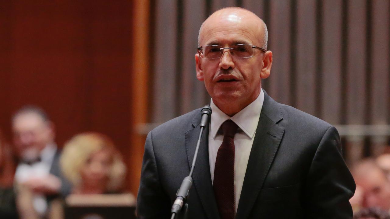 Yeni vergi paketi gelecek mi? Bakan Şimşek açıkladı