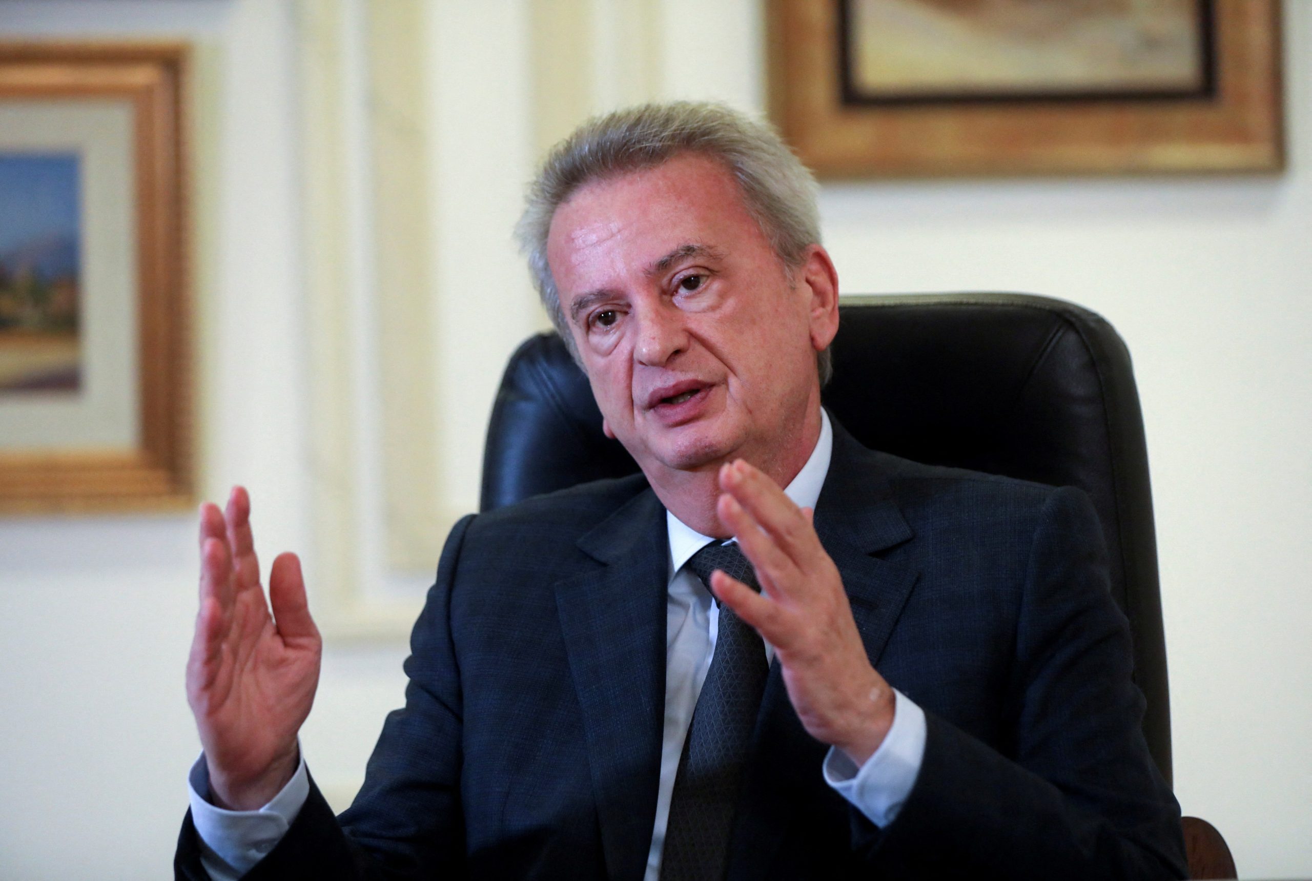 Fransa, Lübnan Merkez Bankası Başkanı'nın ülkedeki tüm mal varlığına el koydu