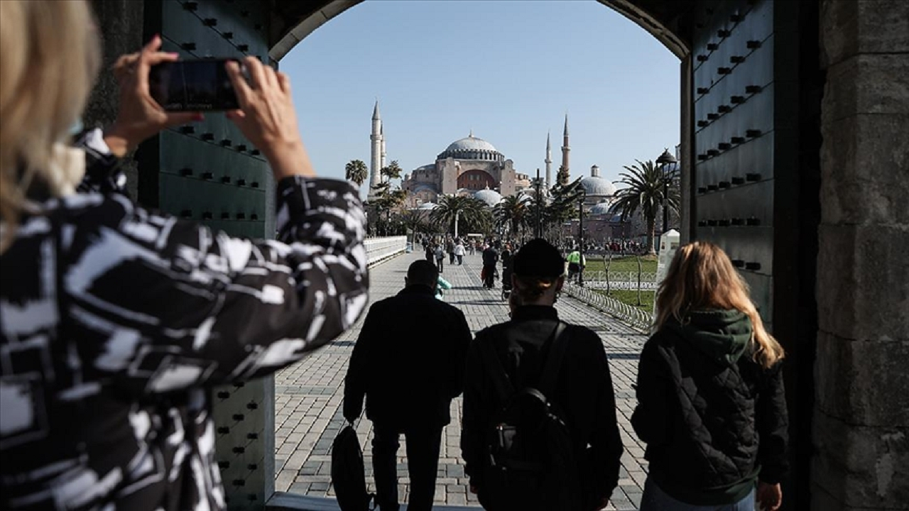 Yabancı ziyaretçi sayısı ocakta yıllık %2,05 arttı