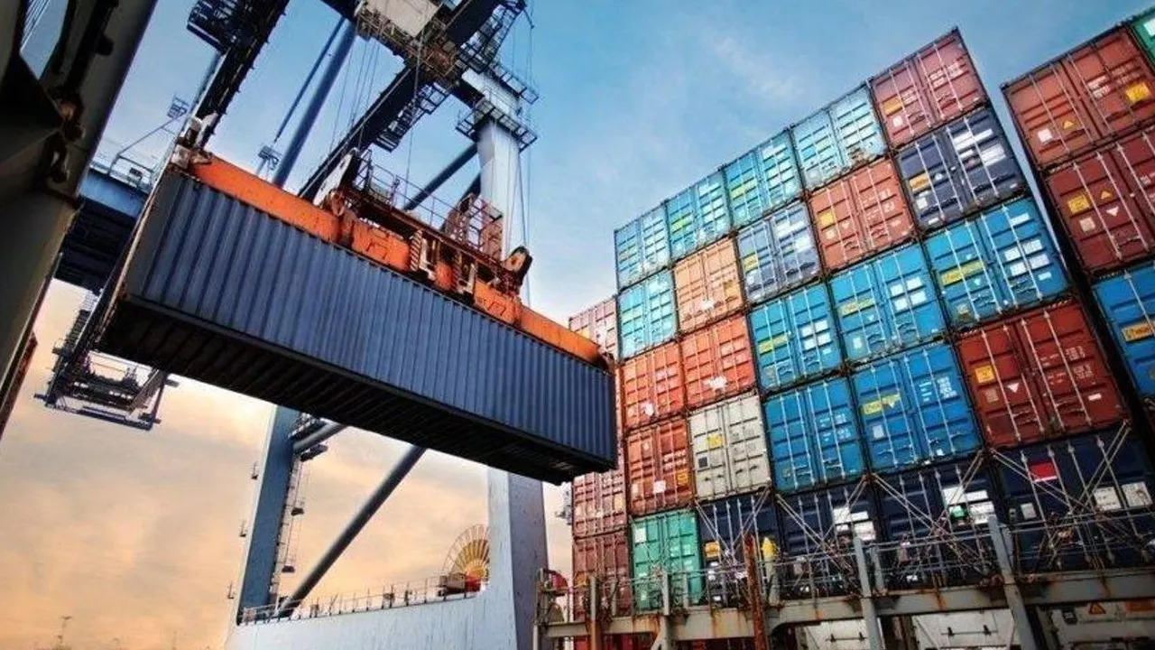 Japonya'da kasım ayının ilk 10 gününde ihracat arttı, dış ticaret açık verdi