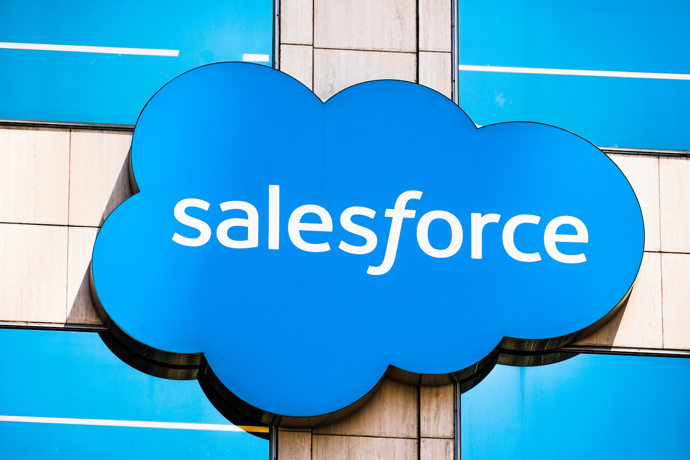 Salesforce'den 8 milyar dolarlık dev satın alma!