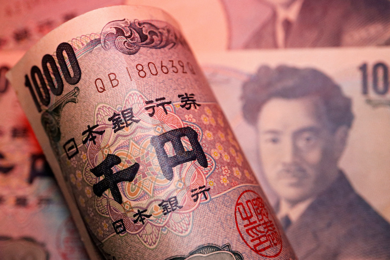 Nikkei, güçsüz yen karşısında %1.4'lük bir artışla günü tamamladı