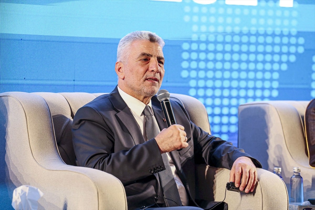 Bakan Bolat: Türkiye'nin dış ticaret açığını sürdürülebilir seviyelere indirmekte kararlıyız