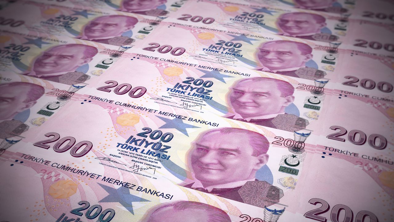 HSBC: Türk lirası, carry trade dinamikleriyle destekleniyor
