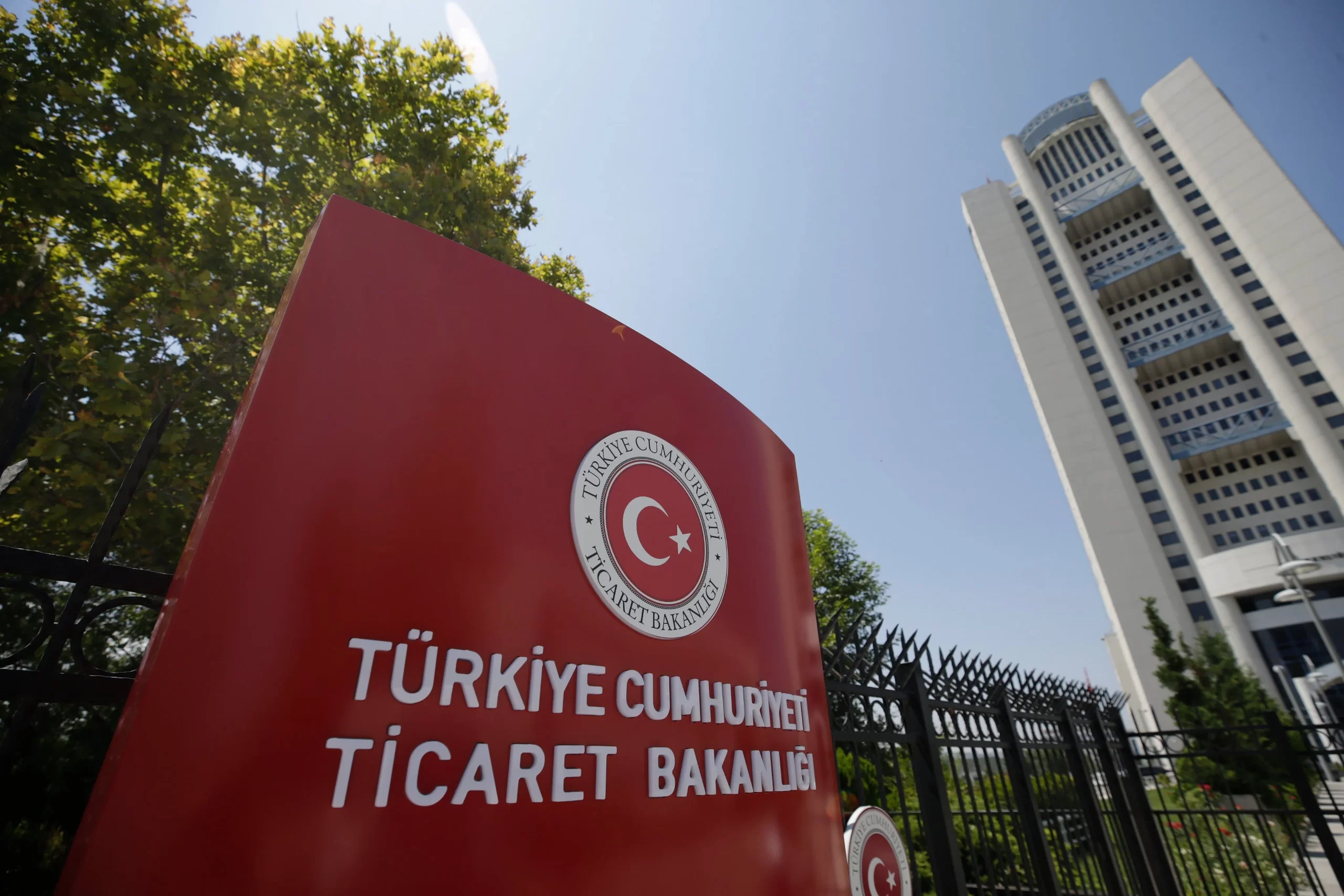 Ticaret Bakanlığı, 2024 yılının ilk yarısında 230 milyon TL idari para cezası uyguladı