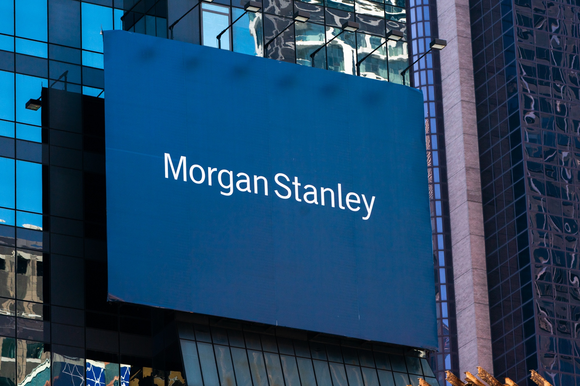 Morgan Stanley, Brent ham petrol fiyat tahminlerini birkaç hafta içinde ikinci kez düşürdü