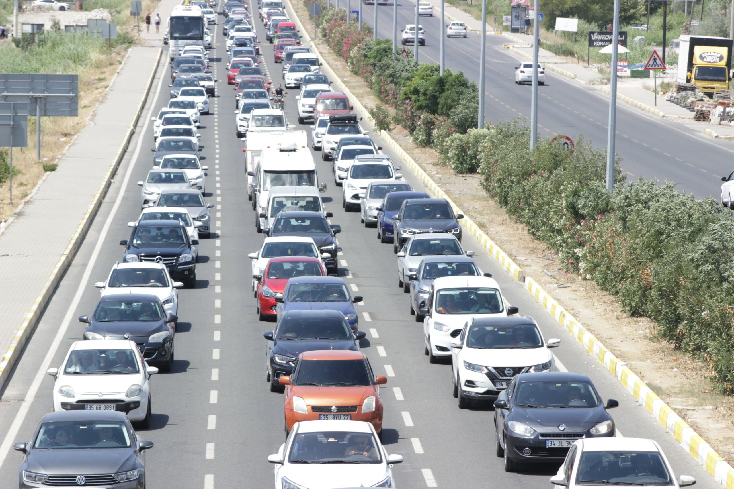 Trafiğe kaydı yapılan taşıt sayısı ağustosta azaldı