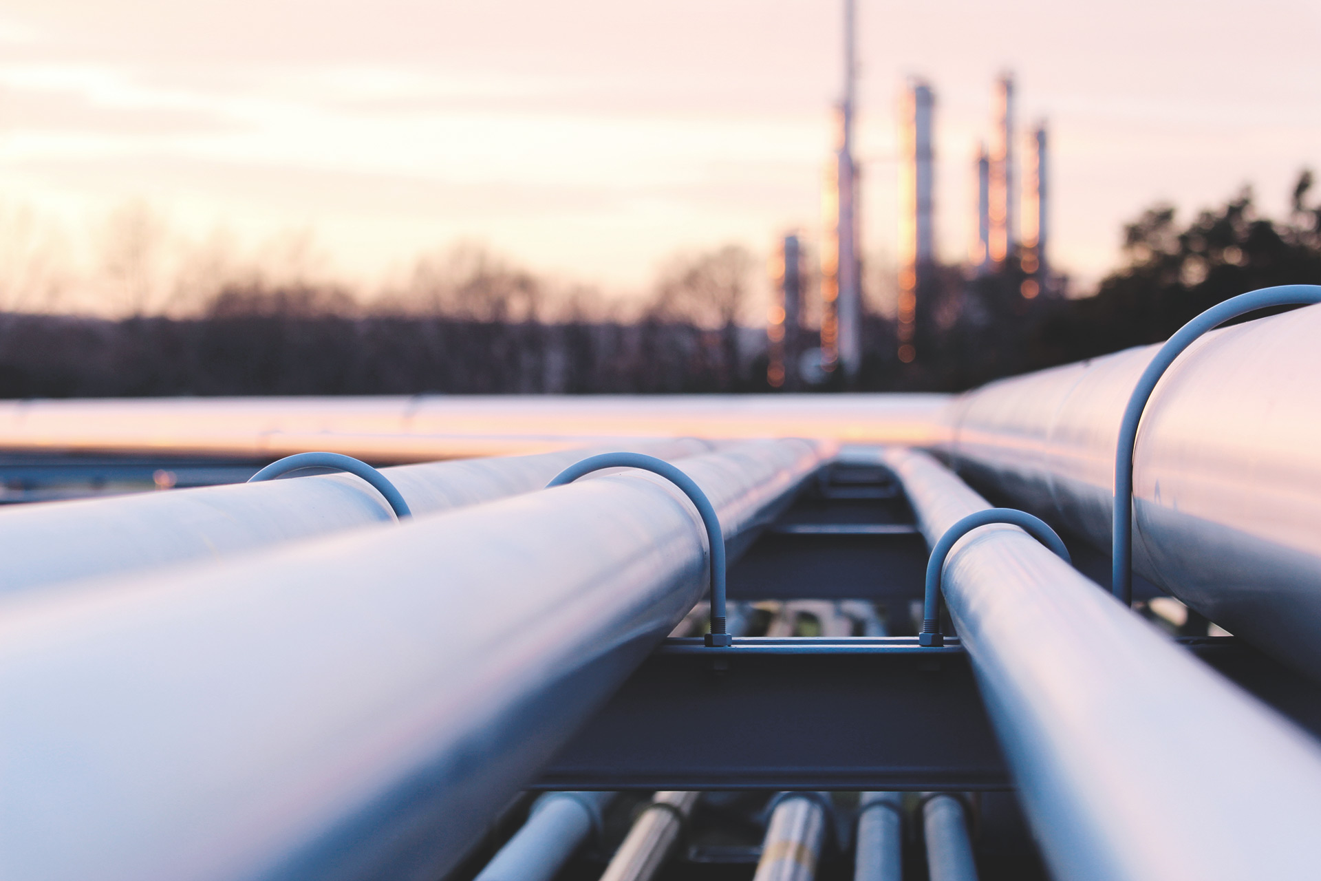 Türkiye'den geçen boru hatlarından taşınan petrol kasım ayında artış gösterdi