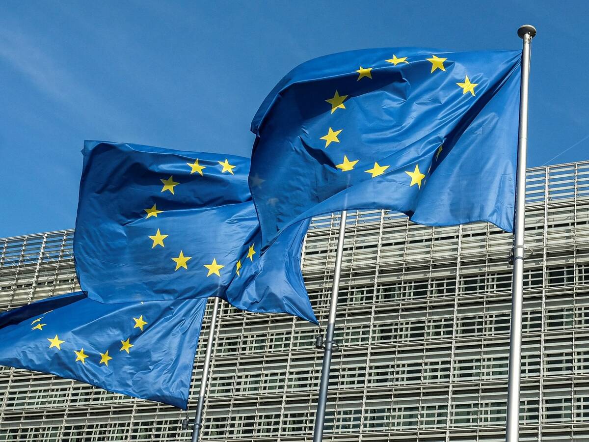 Euro Bölgesi'nin kamu borcu arttı